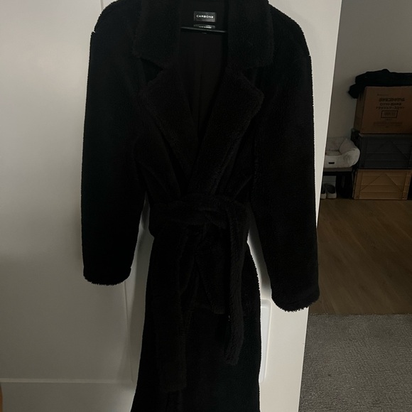 Carbon38 Black Teddy Trench - Picture 2 of 3